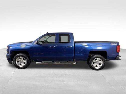 Deep Ocean Blue Metallic 2017 Chevrolet Silverado 1500 LT