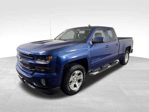 Deep Ocean Blue Metallic 2017 Chevrolet Silverado 1500 LT