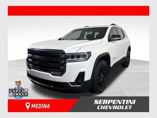 White Frost Tri-Coat 2023 GMC Acadia AT4