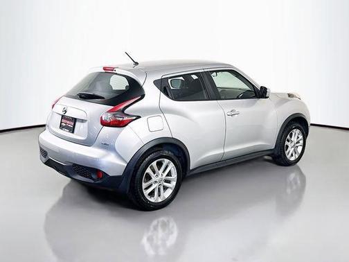 Brilliant Silver 2016 Nissan Juke S