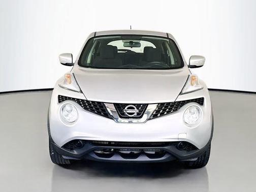 Brilliant Silver 2016 Nissan Juke S