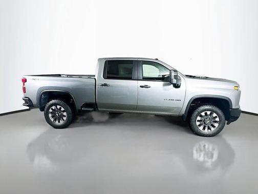 2026 Chevrolet Silverado 2500 Custom