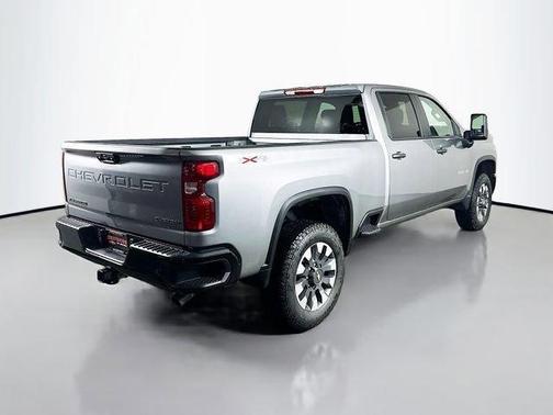 2026 Chevrolet Silverado 2500 Custom