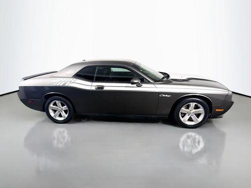 Dark Titanium Clearcoat Metallic 2009 Dodge Challenger R/T