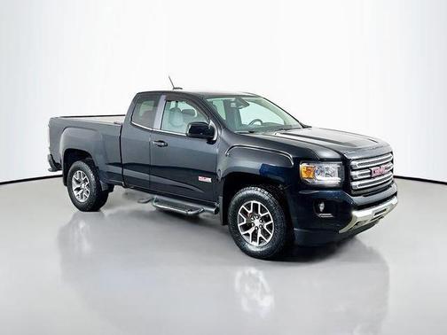 2017 GMC Canyon SLE