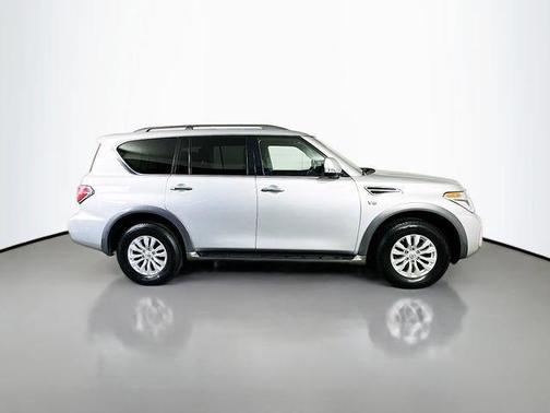 2017 Nissan Armada SV