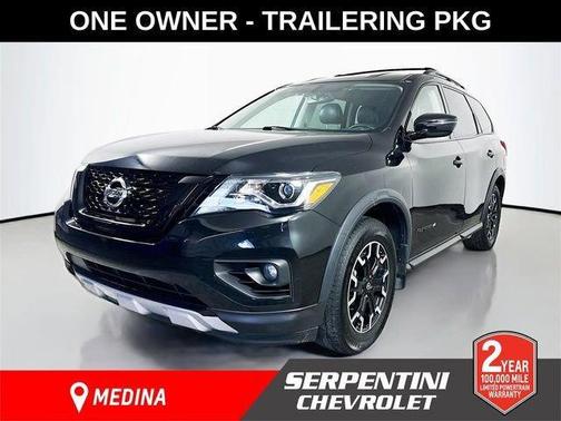 2020 Nissan Pathfinder SV
