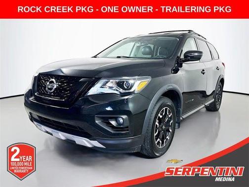 2020 Nissan Pathfinder SV