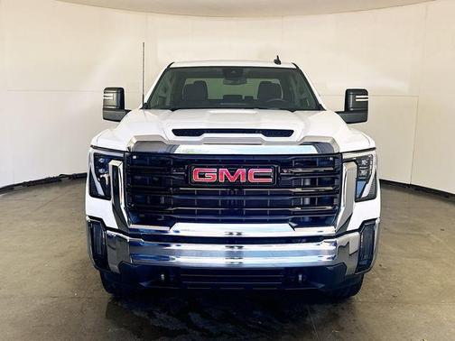 Summit White 2025 GMC Sierra 2500 Pro