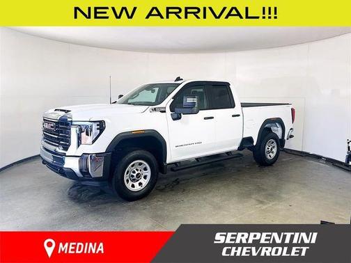 Summit White 2025 GMC Sierra 2500 Pro