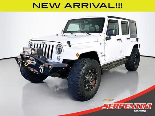 2016 Jeep Wrangler Unlimited Sahara
