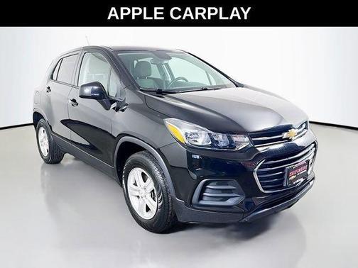 Mosaic Black Metallic 2020 Chevrolet Trax LS
