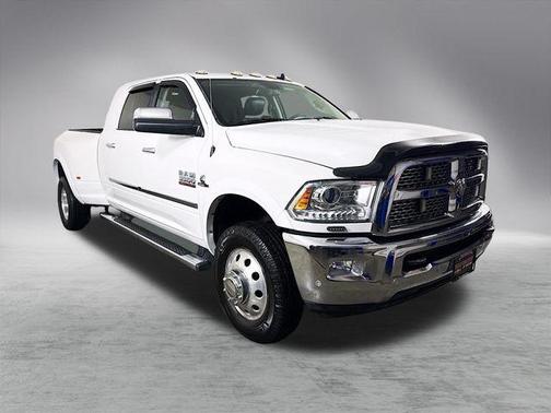 Bright White Clearcoat 2017 RAM 3500 Laramie