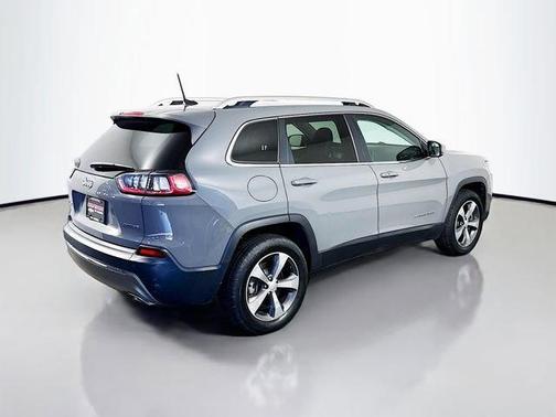 Sting Gray Clearcoat 2020 Jeep Cherokee Limited