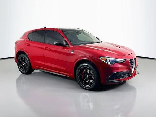 2018 Alfa Romeo Stelvio Quadrifoglio