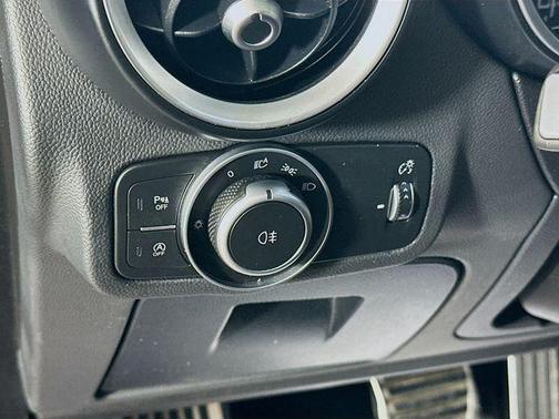 2018 Alfa Romeo Stelvio Quadrifoglio