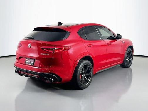 2018 Alfa Romeo Stelvio Quadrifoglio
