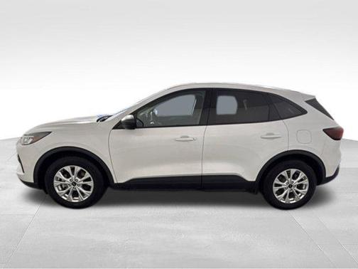 Oxford White 2025 Ford Escape Active