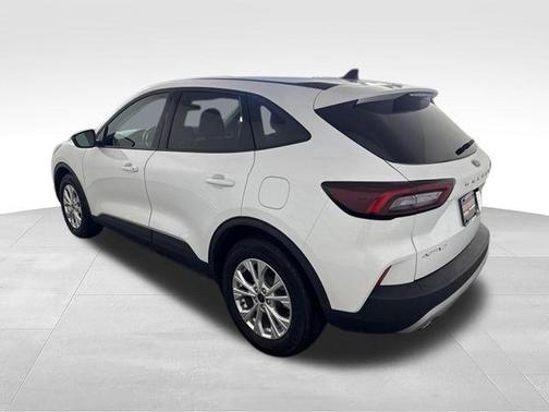 Oxford White 2025 Ford Escape Active