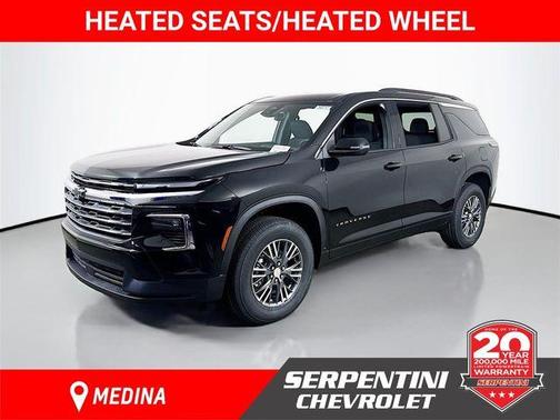 Mosaic Black Metallic 2026 Chevrolet Traverse LT