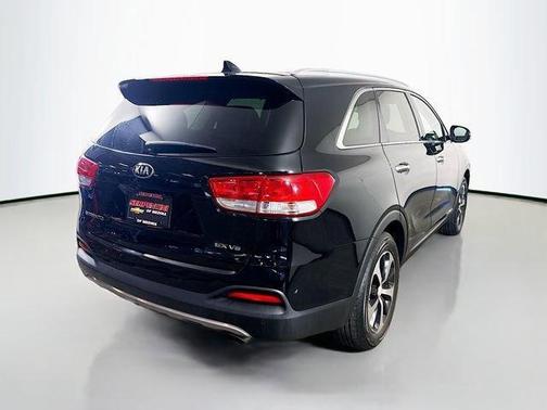 Ebony Black 2017 Kia Sorento EX