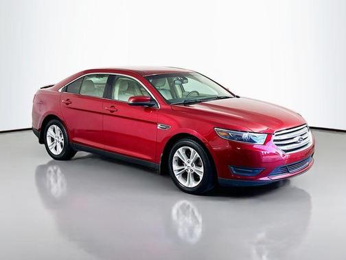 2015 Ford Taurus SEL