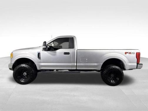 Ingot Silver Metallic 2017 Ford F-250 XL