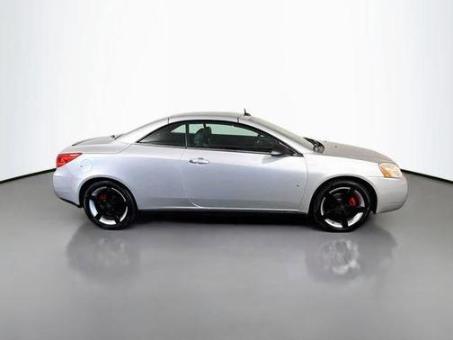 Maverick Silver Metallic 2009 Pontiac G6 GT
