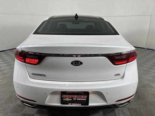2019 Kia Cadenza SX Limited