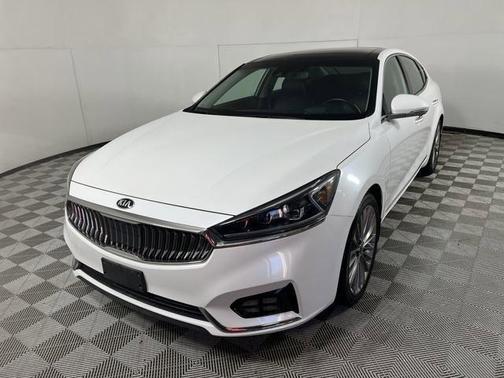 2019 Kia Cadenza SX Limited
