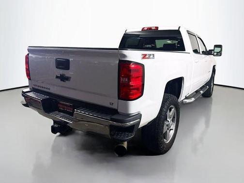 Summit White 2016 Chevrolet Silverado 2500 LT