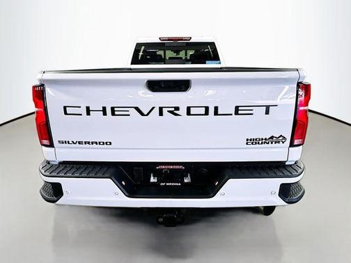 2025 Chevrolet Silverado 2500 High Country