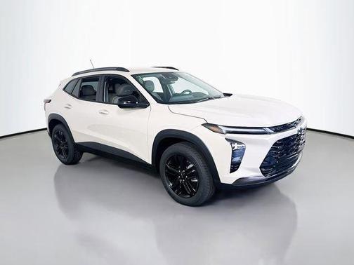 White Sand 2026 Chevrolet Trax ACTIV