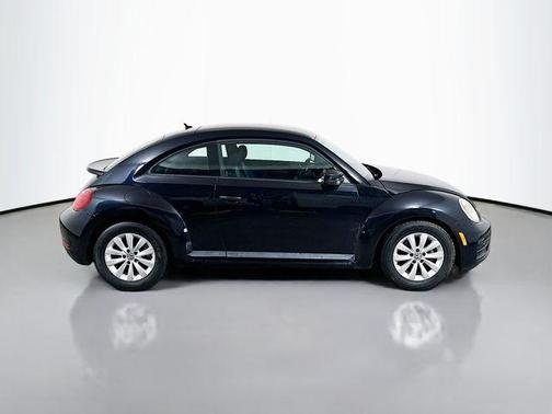 2017 Volkswagen Beetle 1.8T S
