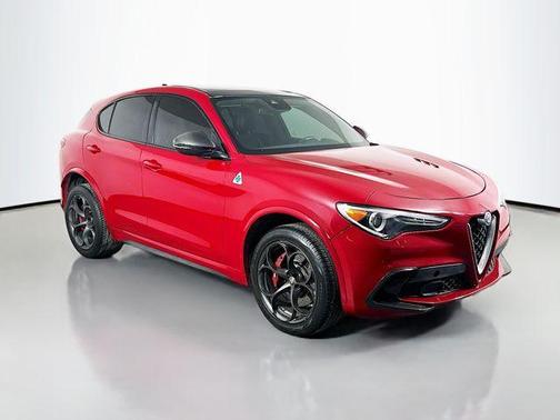 2018 Alfa Romeo Stelvio Quadrifoglio