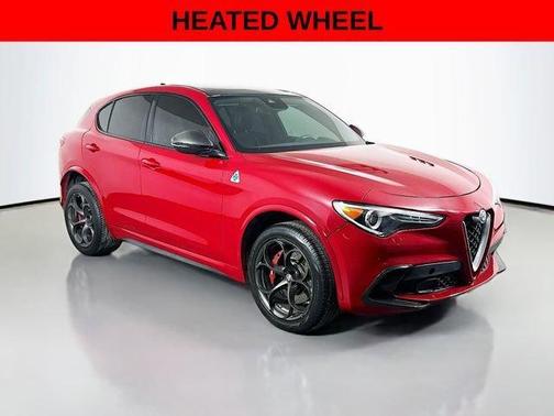 Rosso 2018 Alfa Romeo Stelvio Quadrifoglio