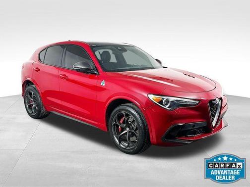 Rosso 2018 Alfa Romeo Stelvio Quadrifoglio