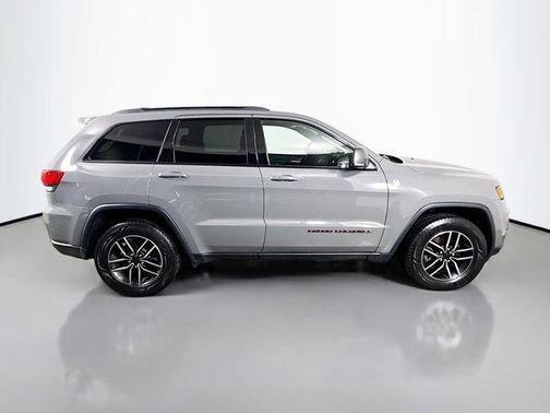 Sting Gray Clearcoat 2021 Jeep Grand Cherokee Trailhawk
