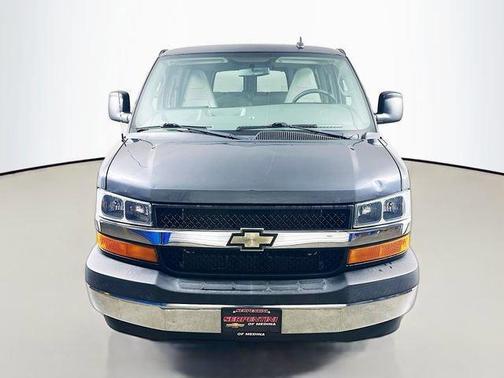 2017 Chevrolet Express 2500 LT