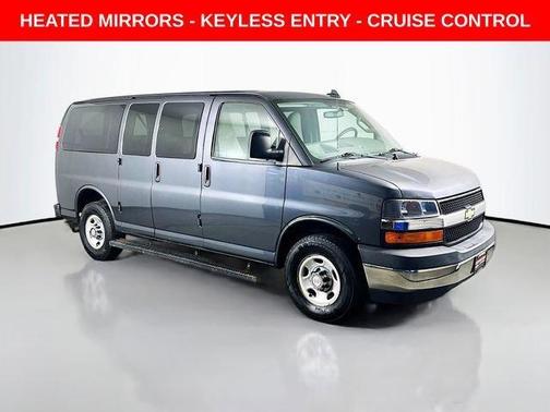 2017 Chevrolet Express 2500 LT
