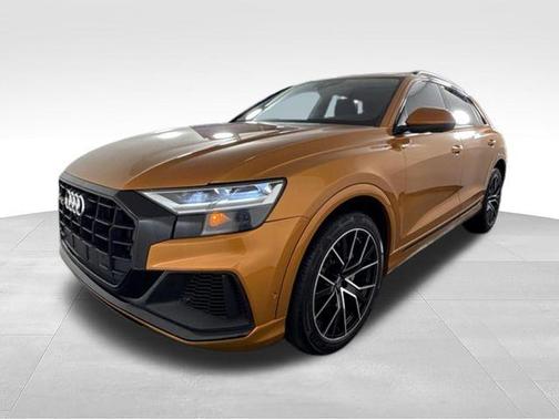 Dragon Orange Metallic 2021 Audi Q8 55 Premium Plus
