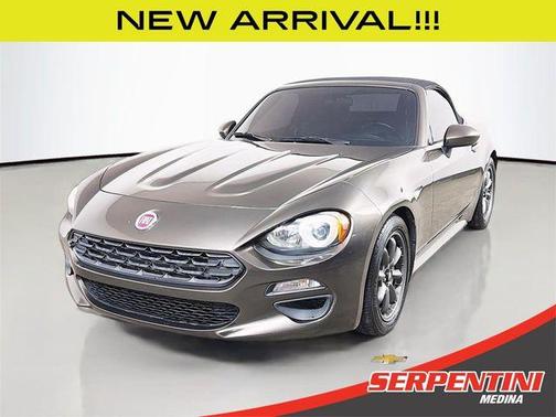 2017 FIAT 124 Spider Classica