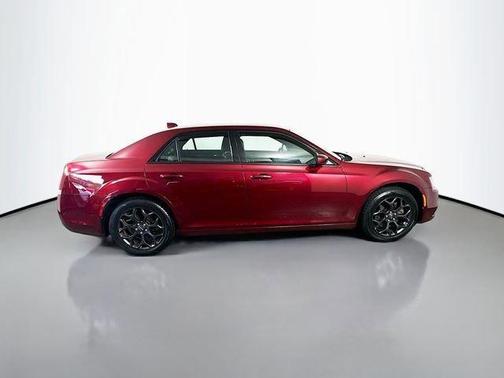 2019 Chrysler 300 S