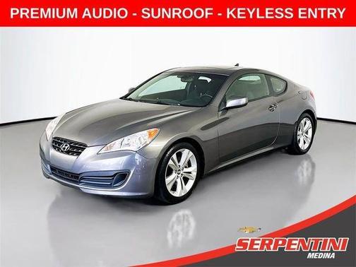 2012 Hyundai Genesis Coupe 2.0T Premium