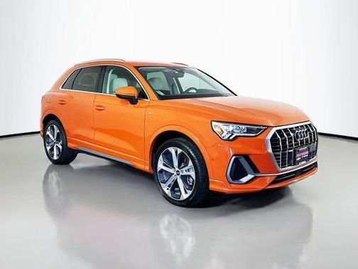 2021 Audi Q3 45 S line Premium