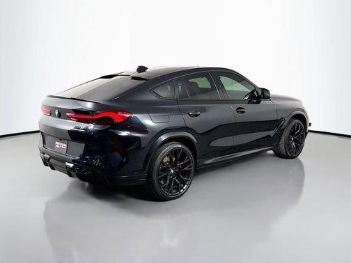 2021 BMW X6 M Base