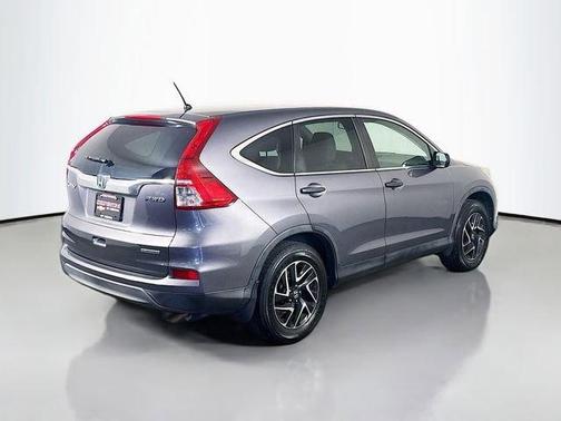 Urban Titanium Metallic 2016 Honda CR-V SE