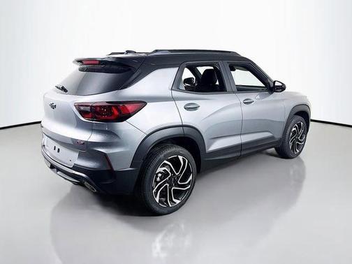 Sterling Gray Metallic 2026 Chevrolet Trailblazer RS