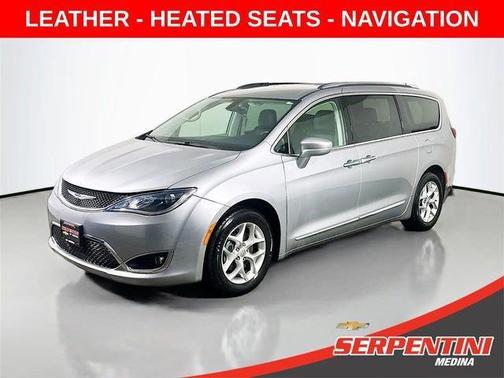 2018 Chrysler Pacifica Touring-L Plus