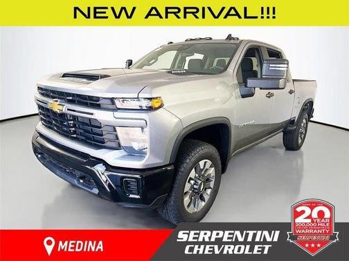 Sterling Gray Metallic 2026 Chevrolet Silverado 2500 Custom